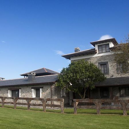 Casa Pacho Apartamentos Rurales Luarca Dış mekan fotoğraf
