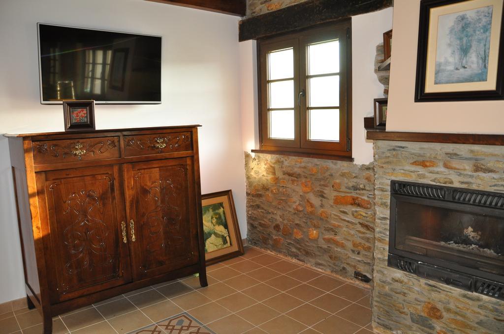 Casa Pacho Apartamentos Rurales Luarca Dış mekan fotoğraf